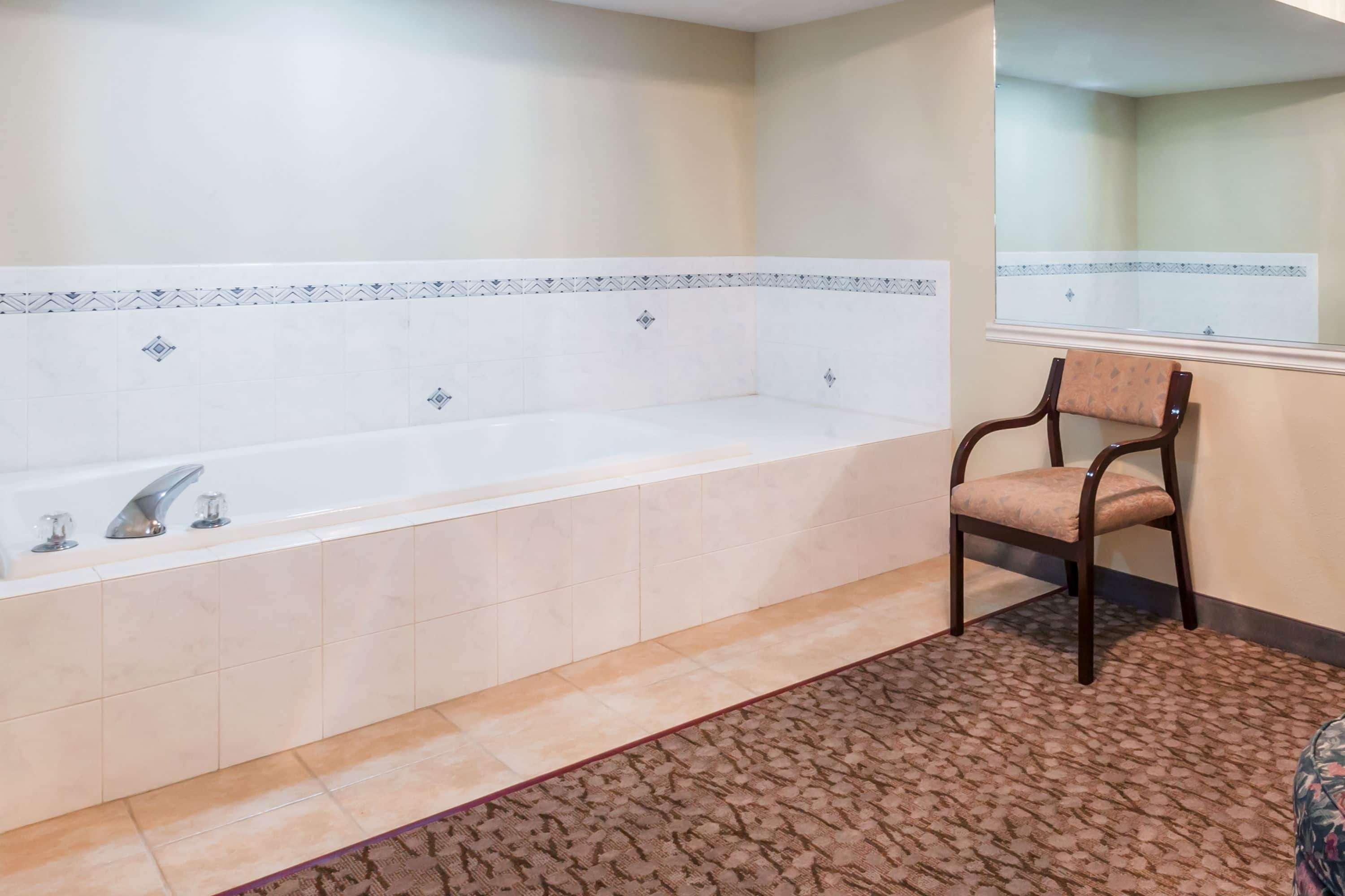Hotel Wingate By Wyndham Joliet Exteriér fotografie